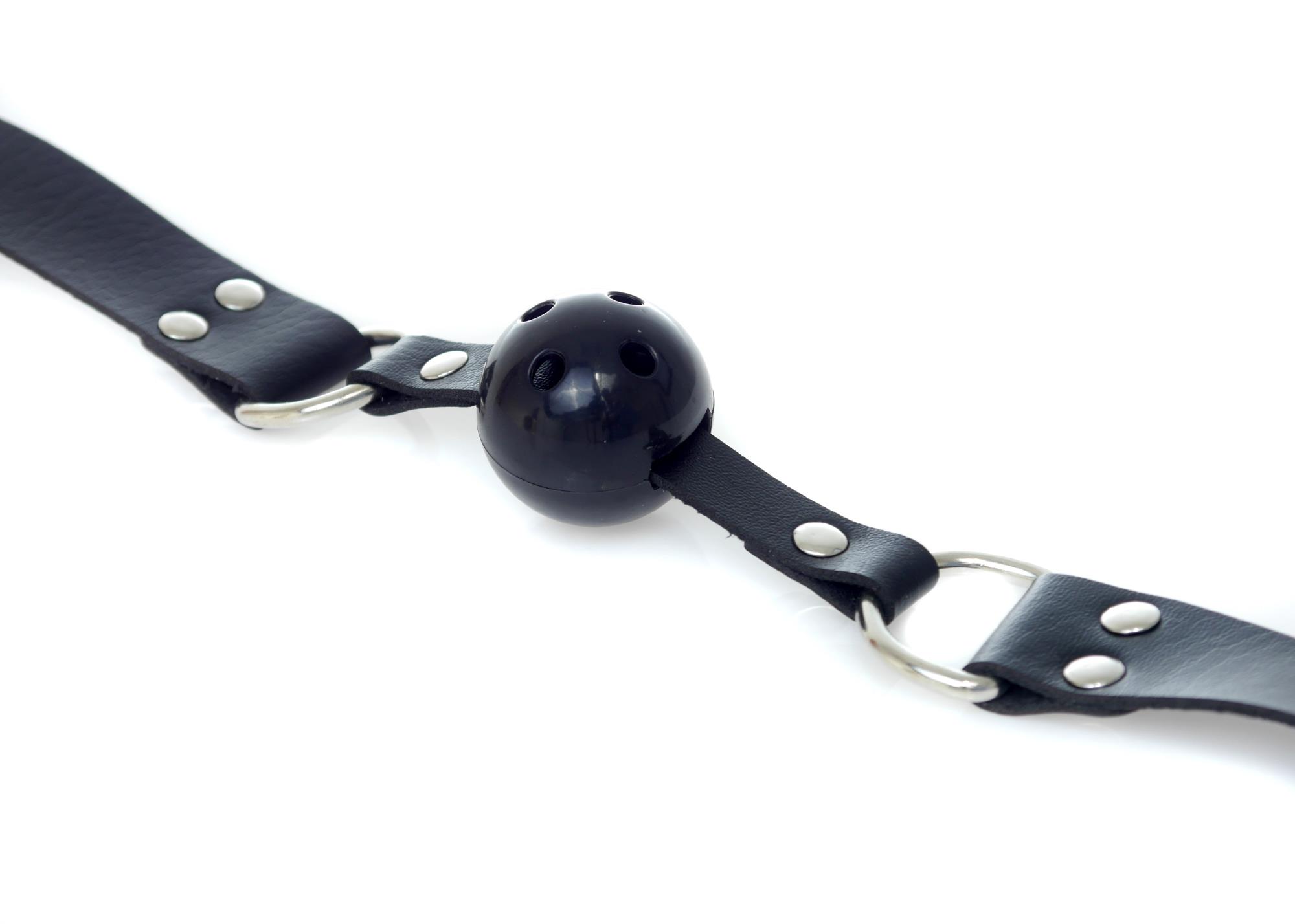 Fetish B-Series Ball — sztuczna skóra, regulowany rozmiar